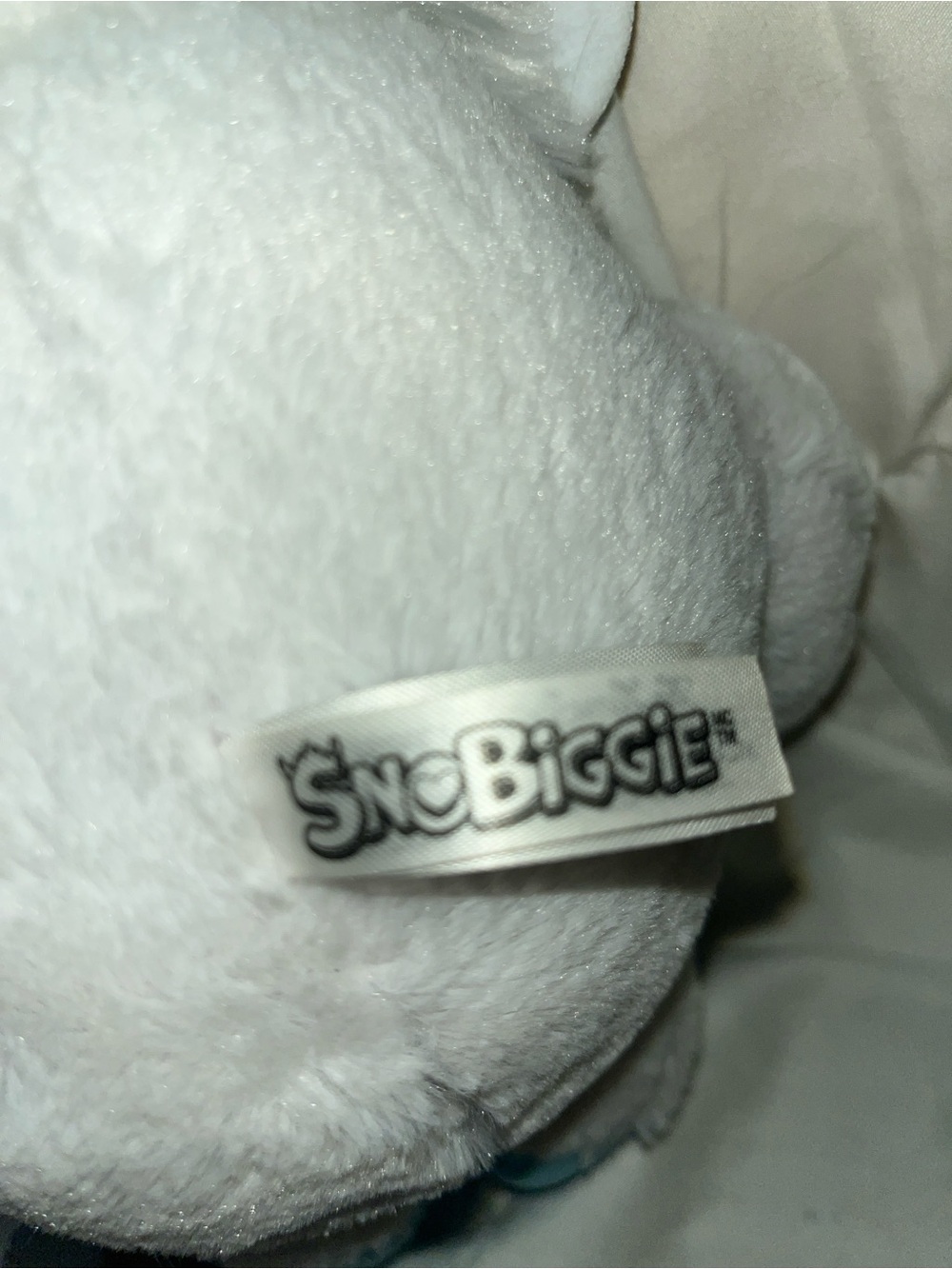 White and Blue Yeti Plush Toy - Soft Cuddly Monster - Picture 4 of 4